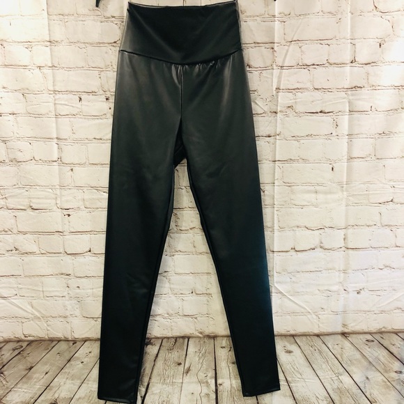 🎊HP🎊🌹1 Left🌹NWT-Black Faux Leather High Waisted Leggings / Women✨ - Picture 4 of 8